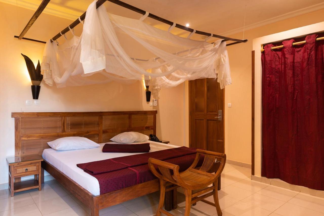 Le Lodge Des Almadies ダカール エクステリア 写真