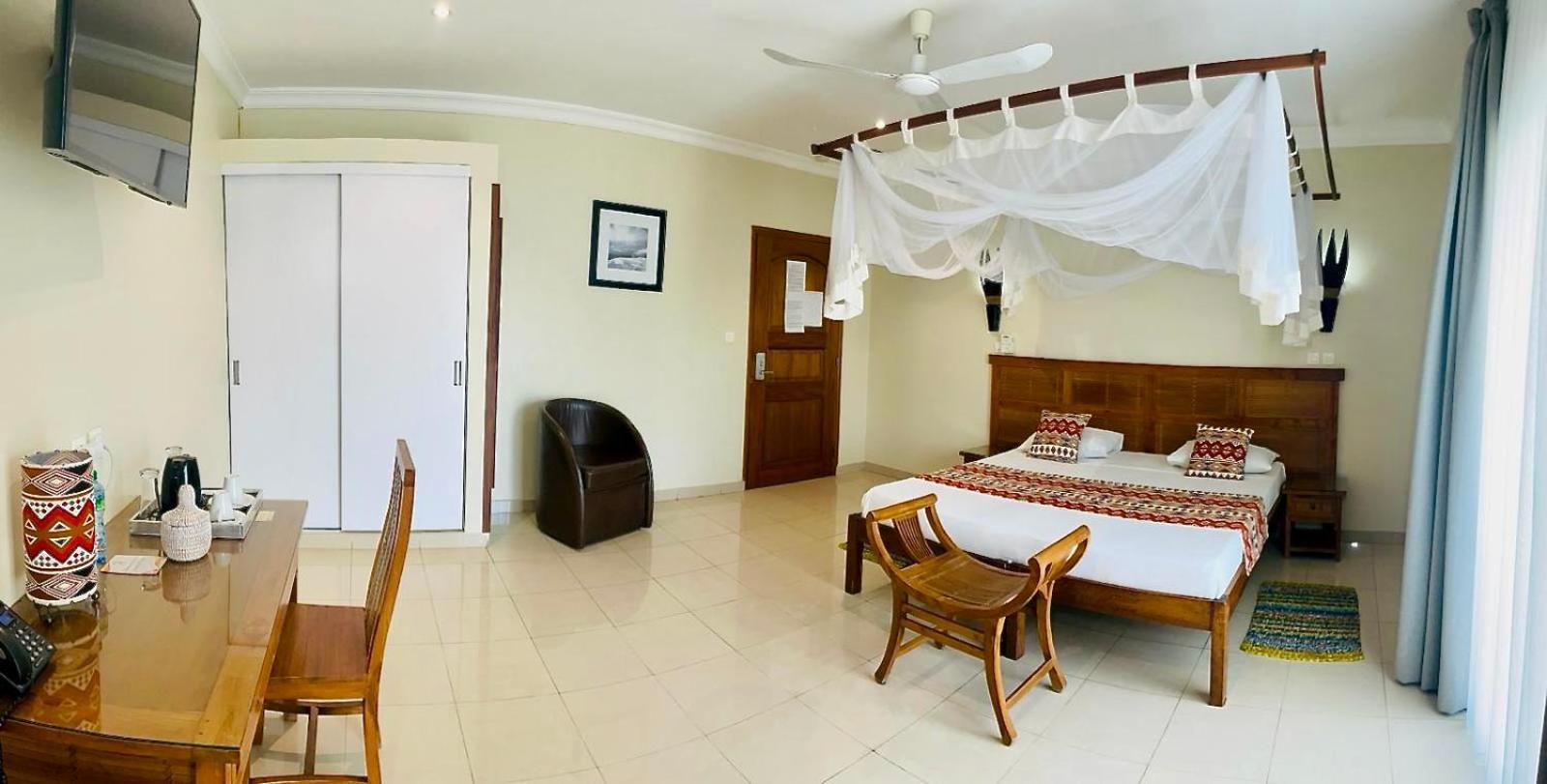 Le Lodge Des Almadies ダカール エクステリア 写真