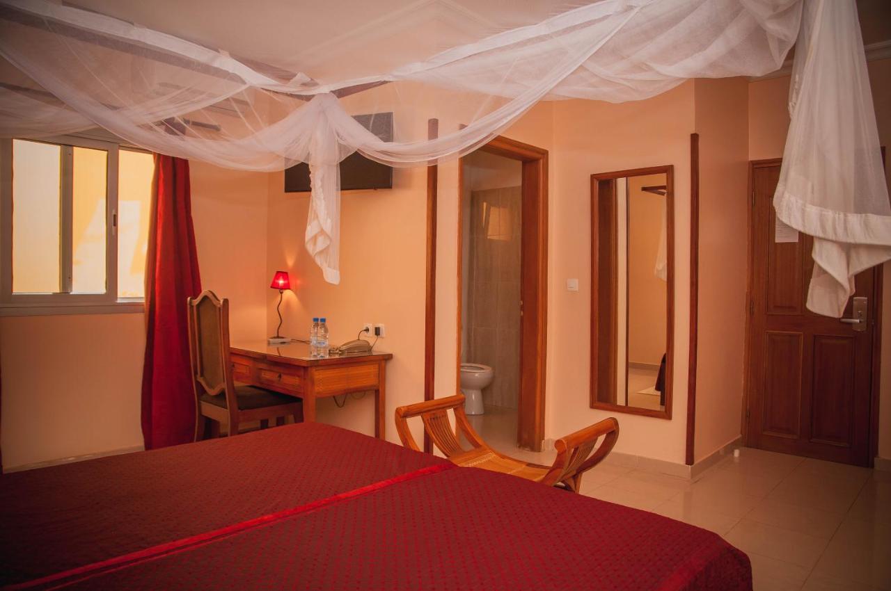 Le Lodge Des Almadies ダカール エクステリア 写真